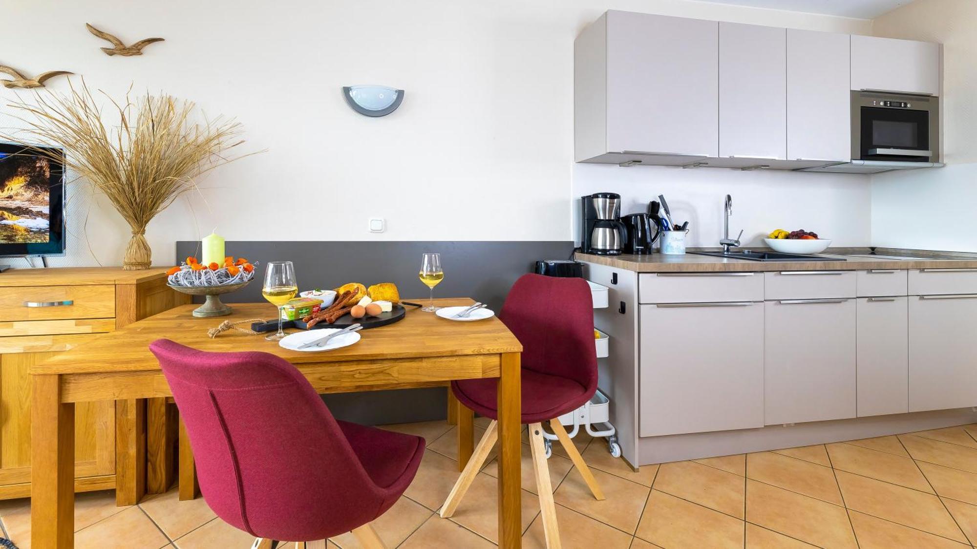 Haus Seeblick Mit 9 Wohnungen Alt Reddevitz Екстериор снимка