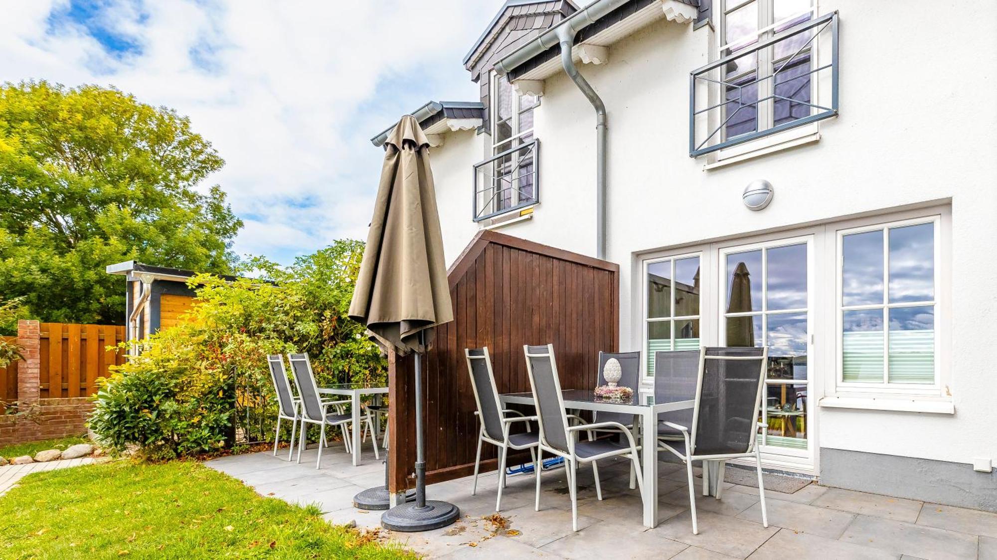 Haus Seeblick Mit 9 Wohnungen Alt Reddevitz Екстериор снимка